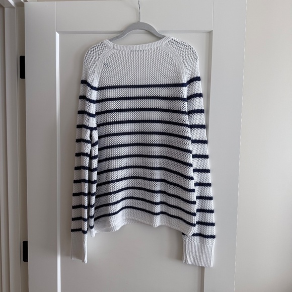 J.McLaughlin White and Navy Stripe Sweater, Size XL - Picture 3 of 3